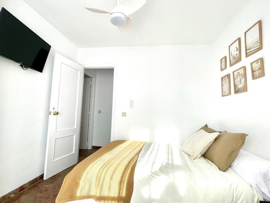 Beautiful & Sunny Apartment マラガ エクステリア 写真